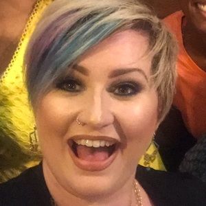 Meet your Posher, Tiffany noel